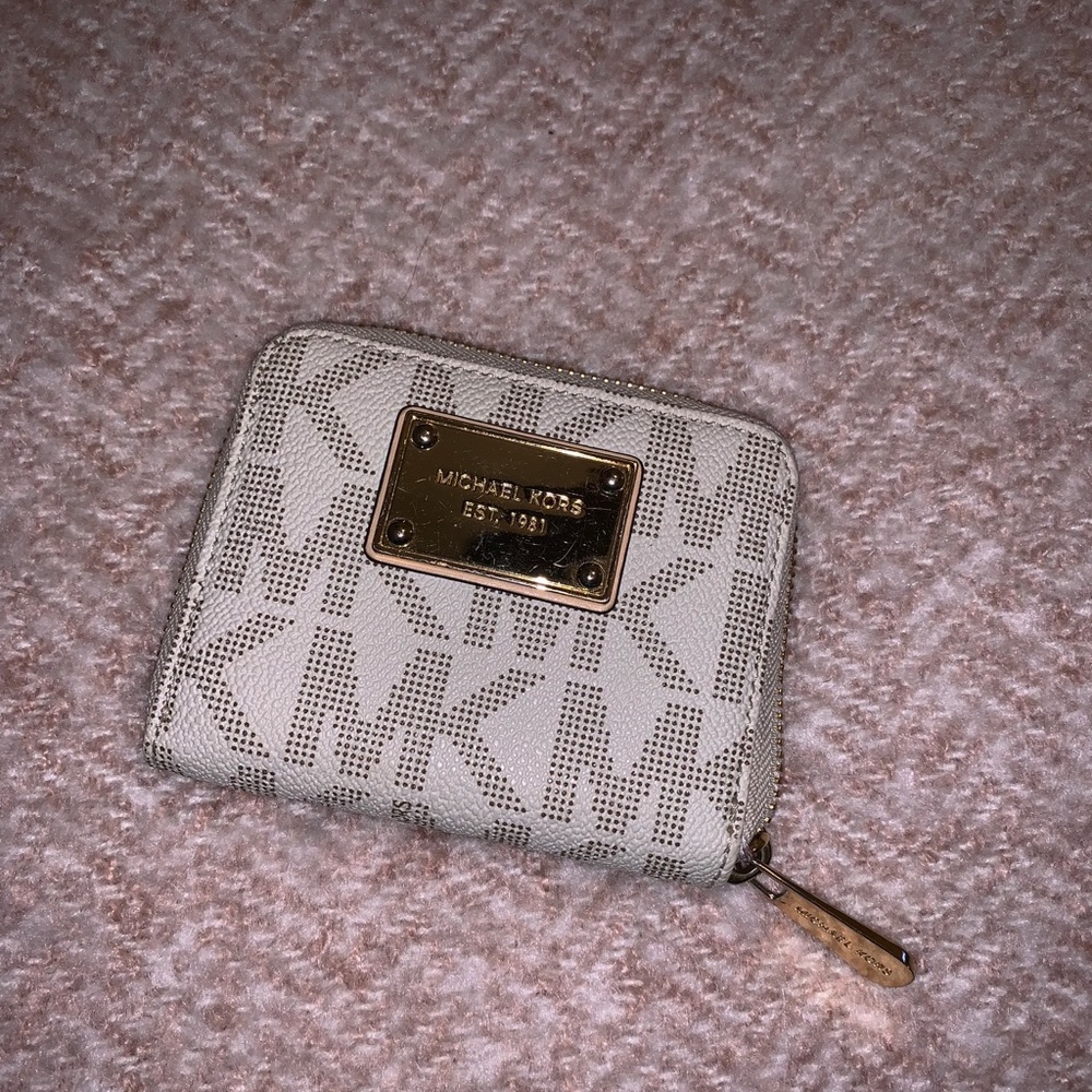 white Michael Kors wallet